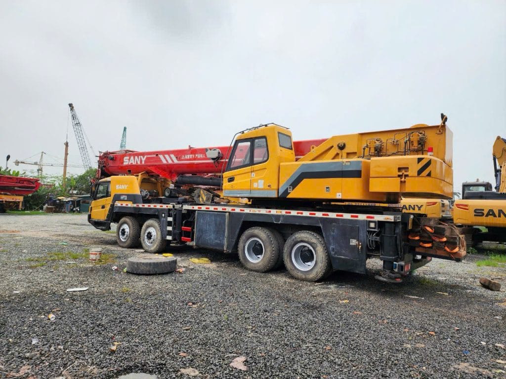 Xe cẩu 50 tấn